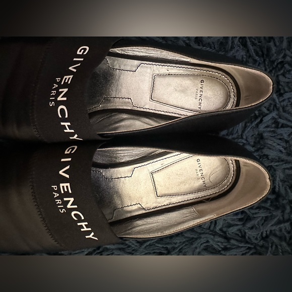 Black Givenchy mules - Picture 2 of 4